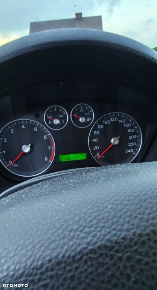 Ford C-MAX - 5