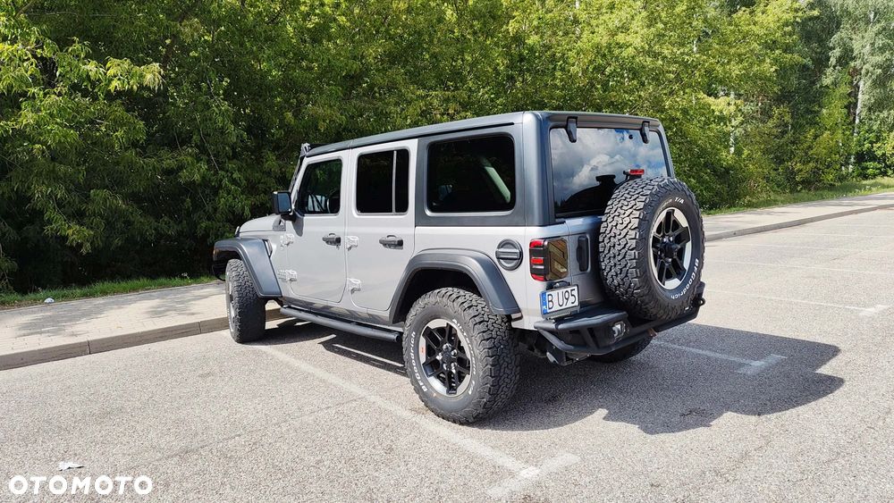 Jeep Wrangler - 7