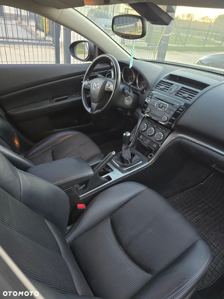 Mazda 6 2.2 CD Exclusive + - 12