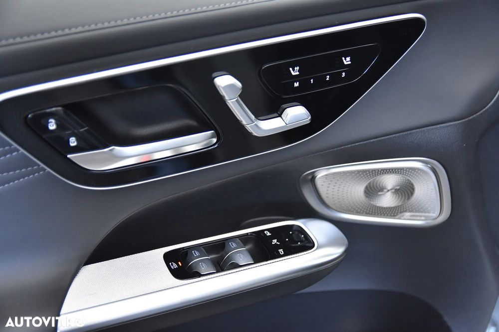 Mercedes-Benz GLC 300 4MATIC MHEV - 15