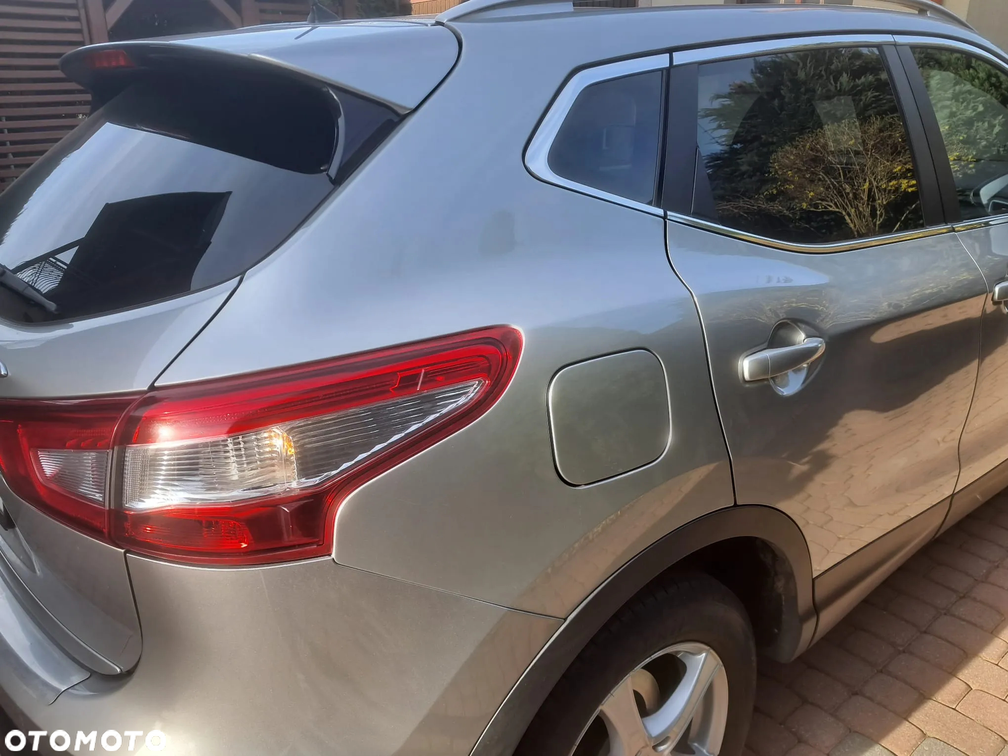 Nissan Qashqai 1.6 dCi DPF Start/Stop tekna - 17