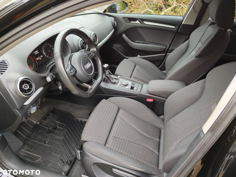 Audi A3 Sportback 2.0 TDI S line Sportpaket - 9