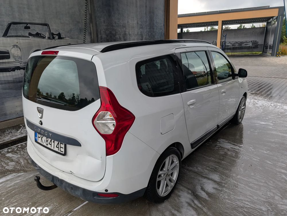 Dacia Lodgy 1.2 TCe Laureate S&S EU6 - 13