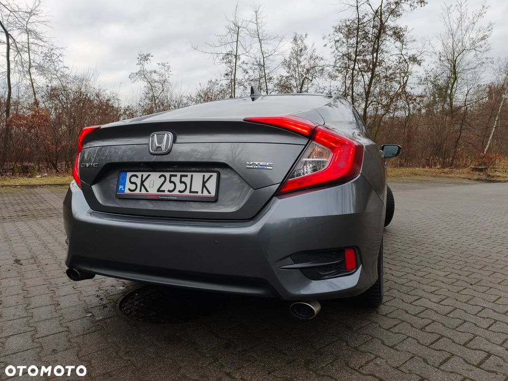Honda Civic 1.5 T Executive CVT - 11