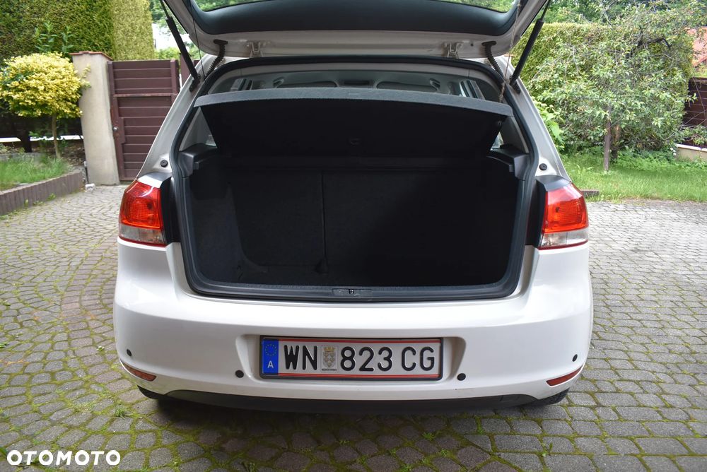 Volkswagen Golf 1.2 TSI BMT Trendline - 20
