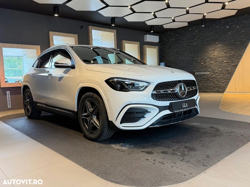 Mercedes-Benz GLA 200 d Aut. - 2