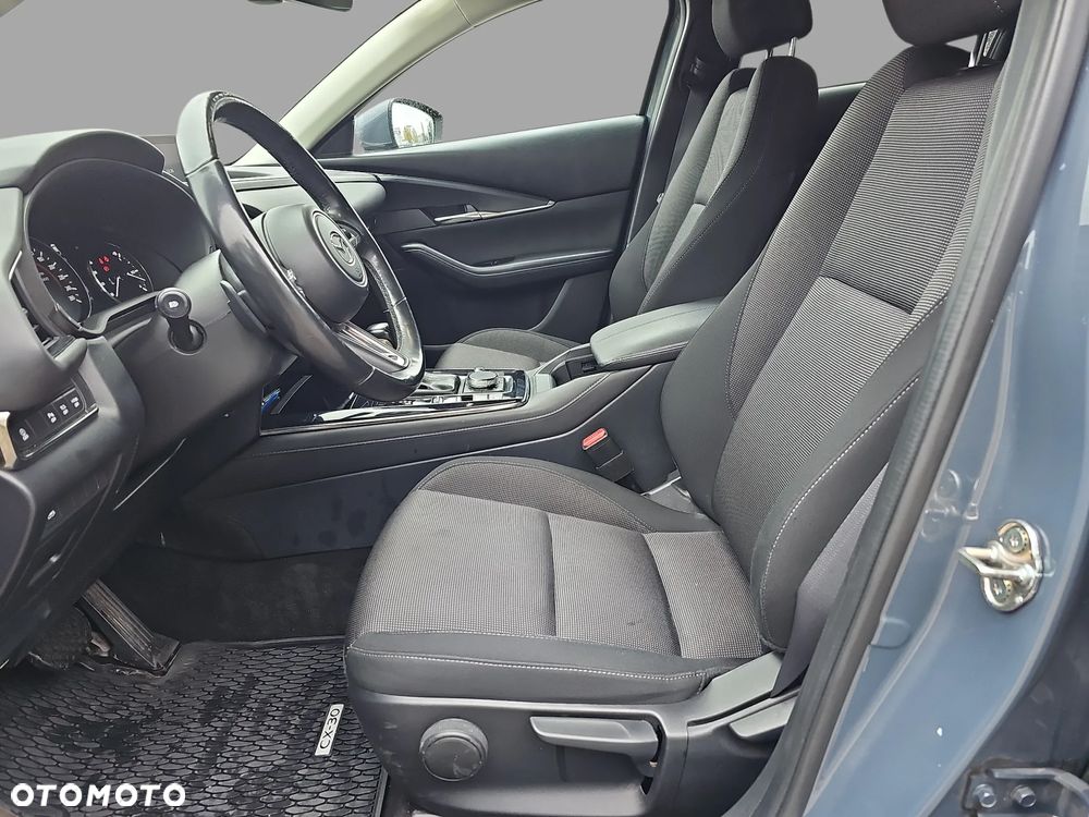 Mazda CX-30 - 11