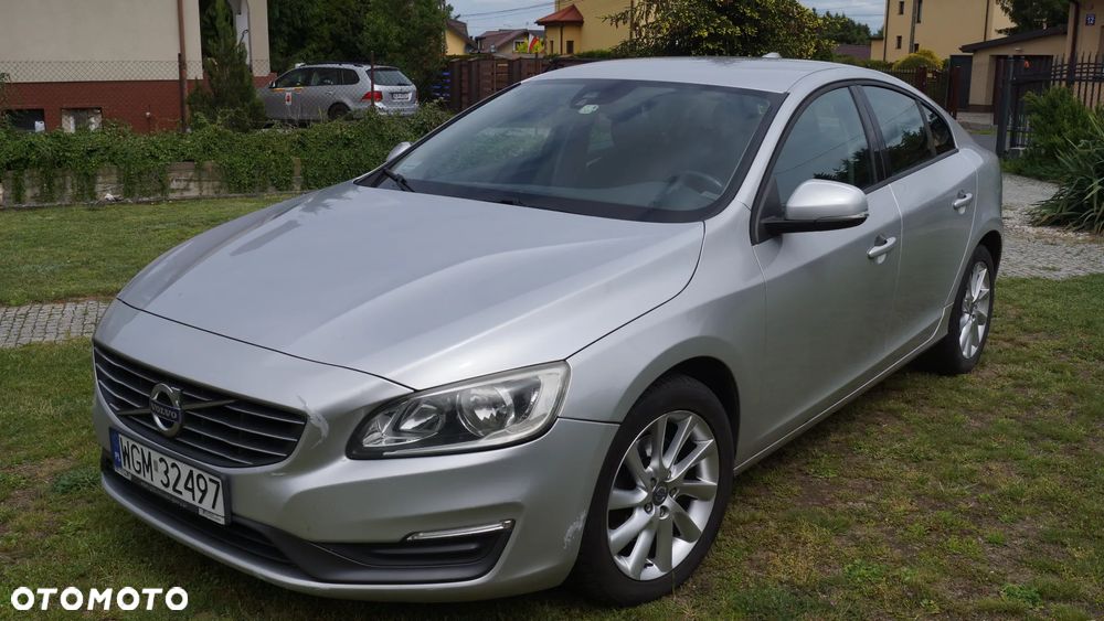 Volvo S60 T3 Momentum - 4