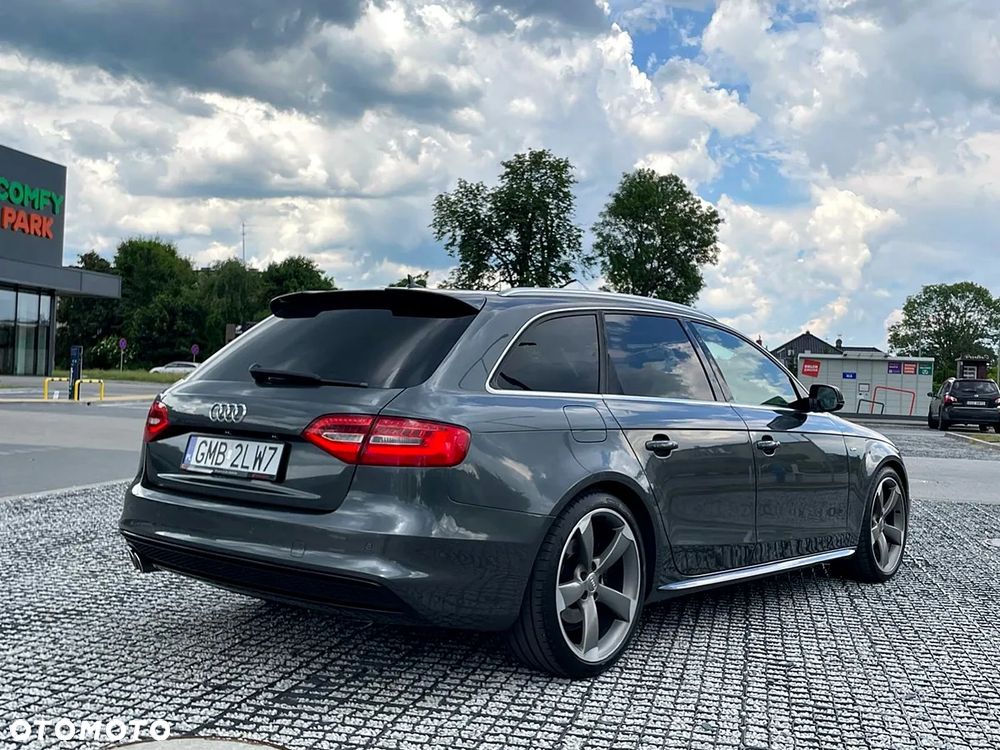 Audi A4 Avant 2.0 TDI DPF clean diesel multitronic S line Sportpaket - 22