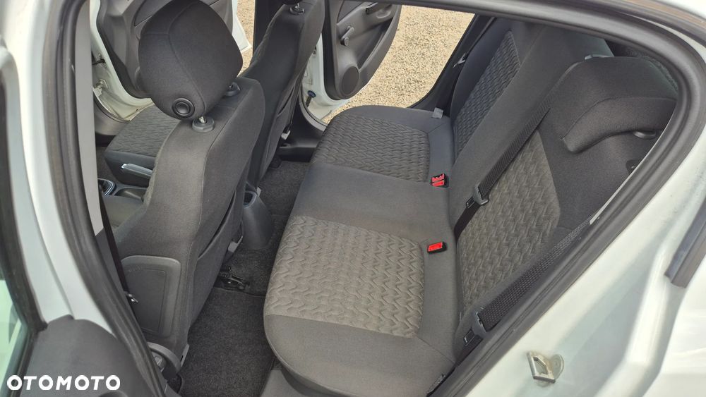 Opel Corsa 1.4 16V Active - 13