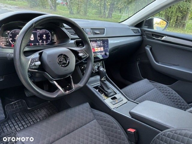 Skoda Superb 1.5 TSI Ambition DSG - 16