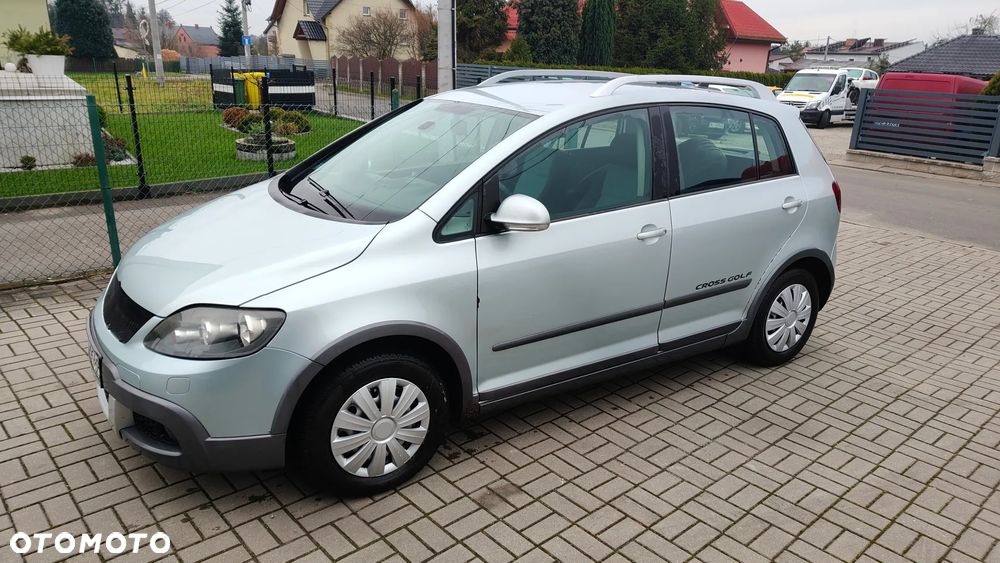 Volkswagen Golf Plus 2.0 TDI DPF CrossGolf - 2