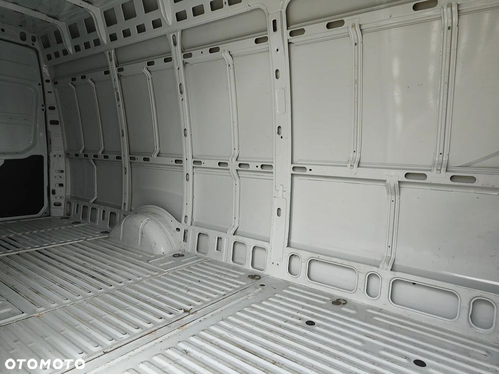 Iveco Daily 35S15 3.0d 150KM** MAXI Furgon Blaszak L4H3** POLSKI SALON** DMC do 3.5T kat.B** - 25