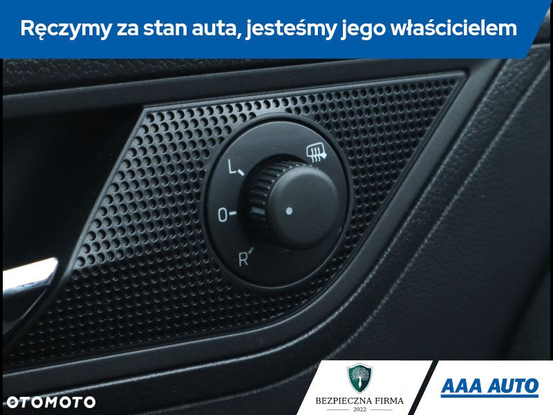 Skoda RAPID - 16