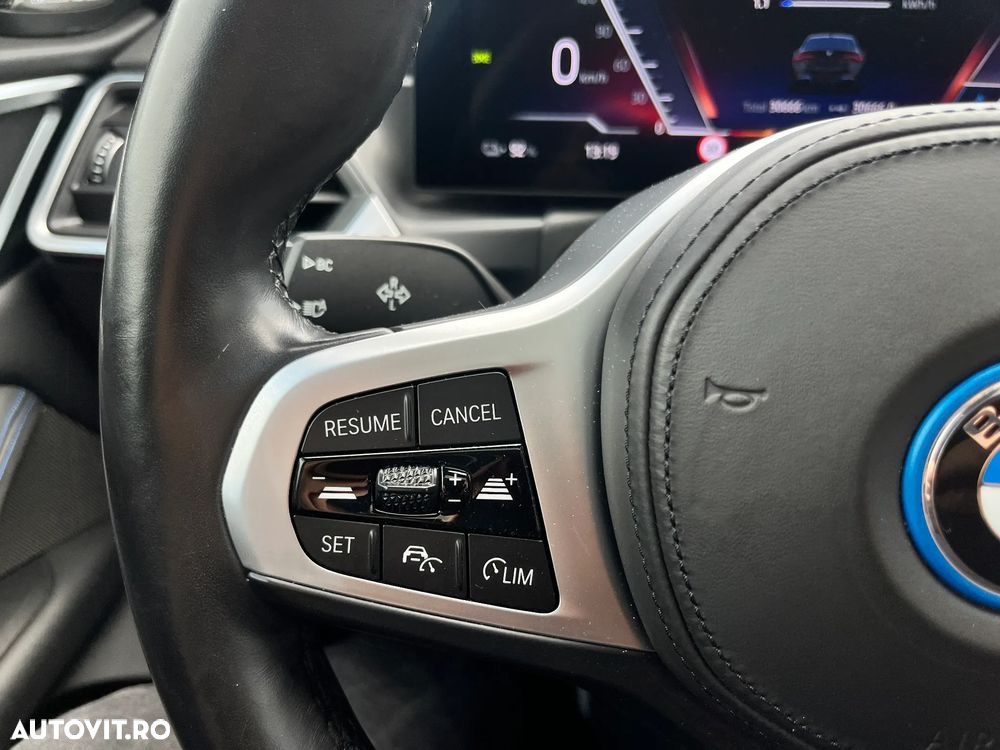 BMW i4 - 18