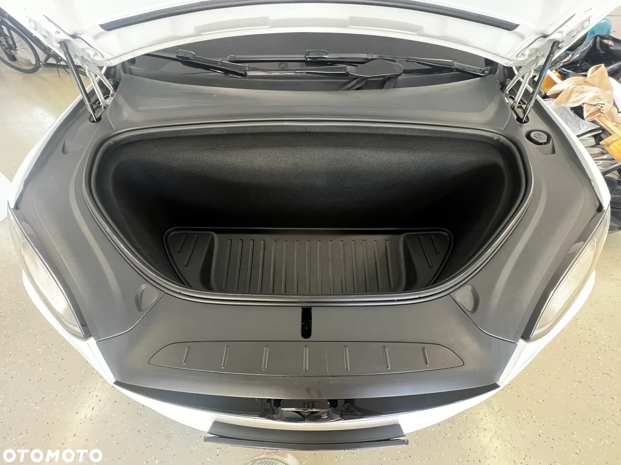 Tesla Model X Plaid - 19