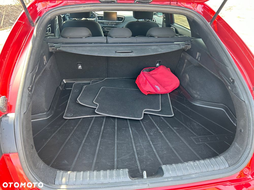 Kia ProCeed 1.4 T-GDI DCT7 OPF GT LINE - 26