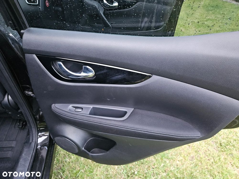 Nissan Qashqai 1.6 dCi 4x4 Tekna S&S - 18