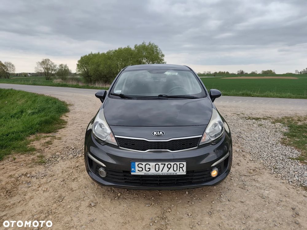 Kia Rio 1.4 M - 8