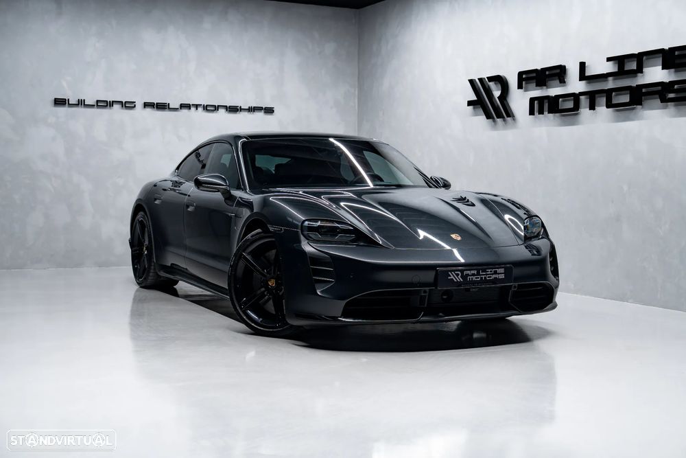 Porsche Taycan Turbo - 3
