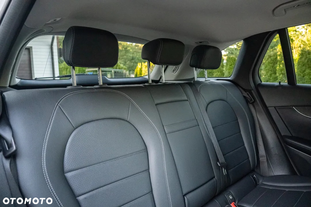 Mercedes-Benz GLC 220 d 4Matic 9G-TRONIC - 28