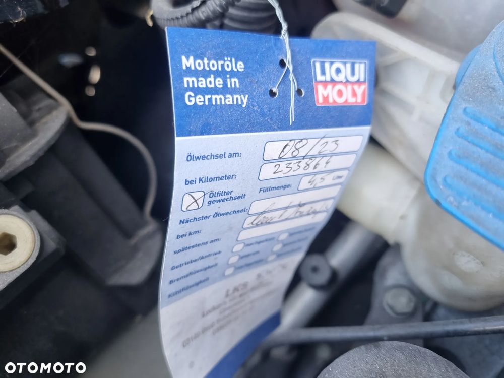 Volkswagen Touran 2.0 TDI DPF Highline - 17