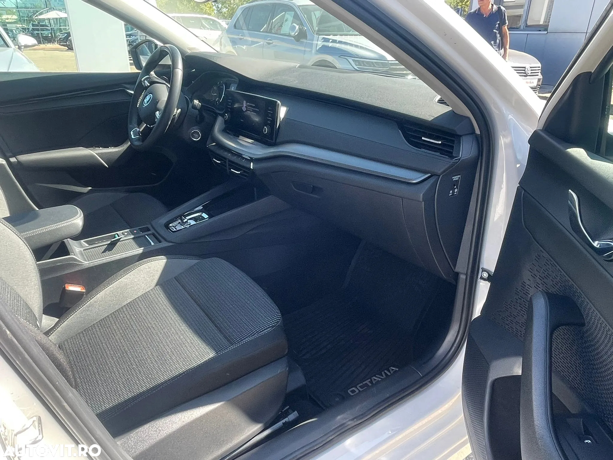 Skoda Octavia 1.0 TSI DSG Mild Hybrid Ambition - 17