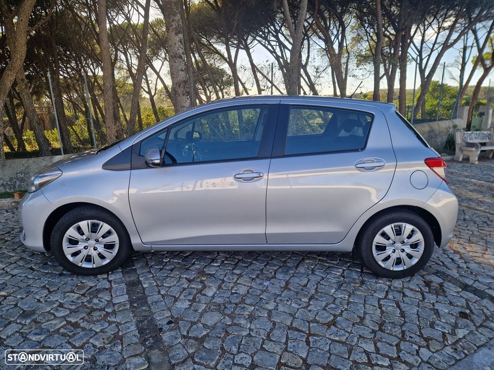 Toyota Yaris 1.0 VVT-i Life - 2