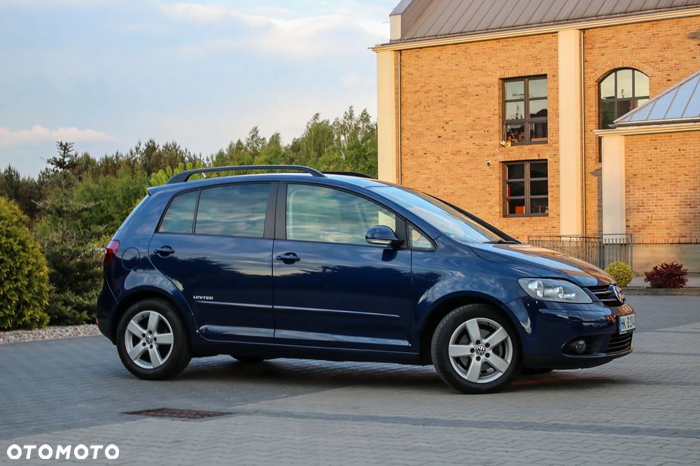 Volkswagen Golf Plus 2.0 TDI DPF United - 14