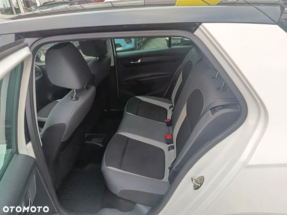 Skoda Fabia 1.0 Monte Carlo - 9