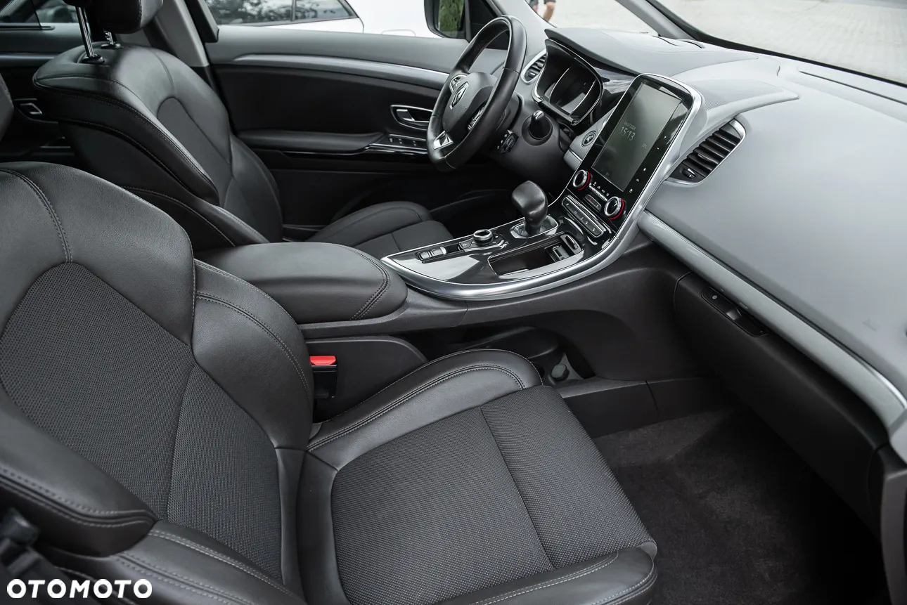 Renault Espace 1.6 TCE Energy Zen EDC 7os - 36