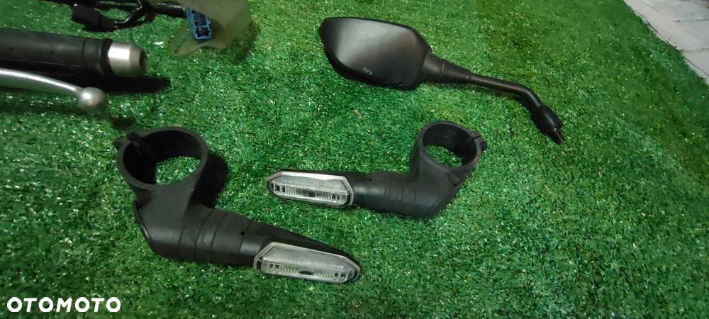 HONDA CB1000R SC80 LAGI laga półka dolna Felga Kierownica przełacznik - 12