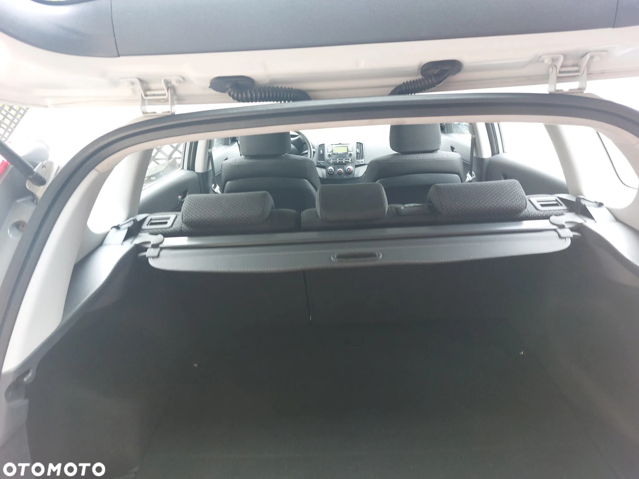 Hyundai i30 i30cw 1.4 Classic - 12