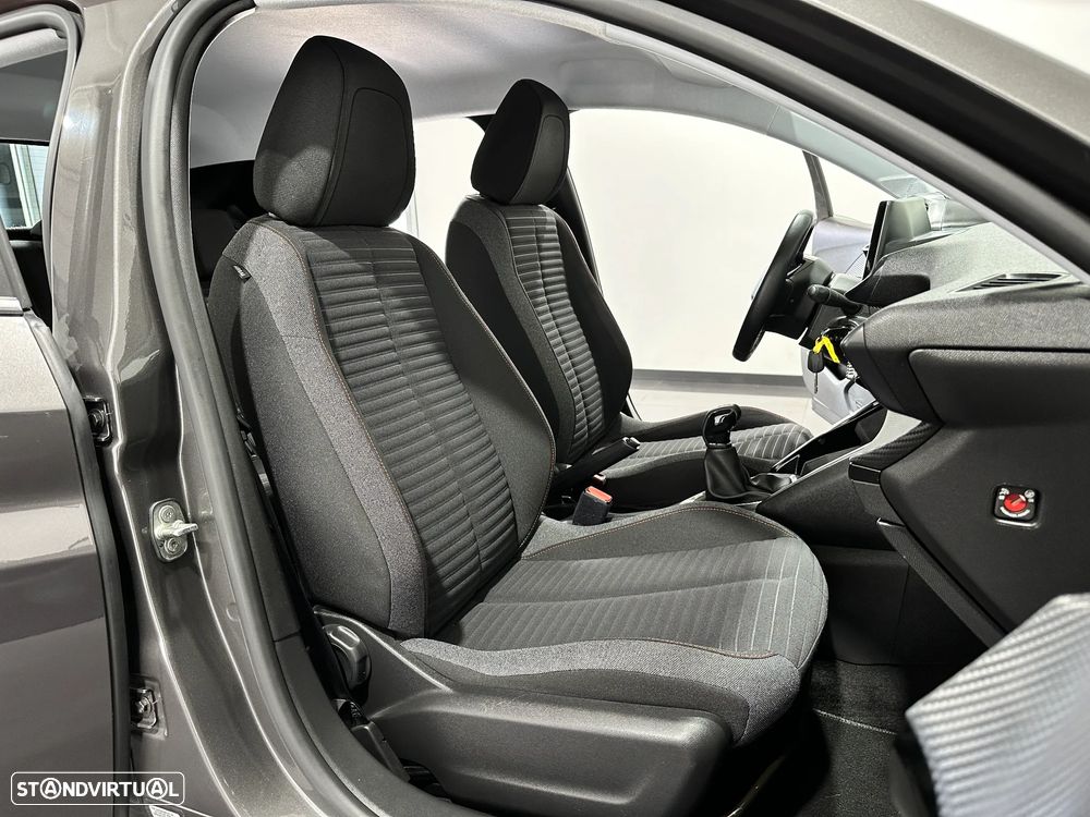 Peugeot 208 1.2 PureTech Active Pack - 32