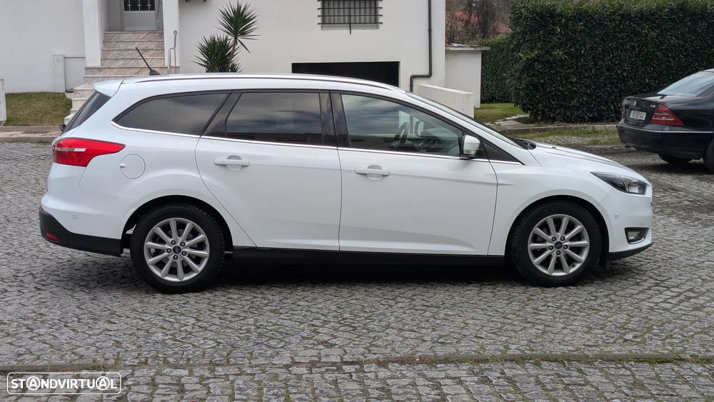 Ford Focus 1.0 EcoBoost S&S Titanium - 7