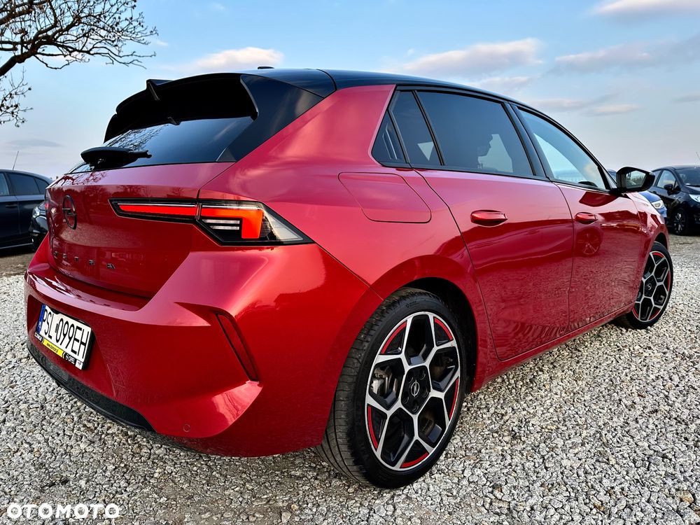 Opel Astra 1.2 Turbo GS - 4