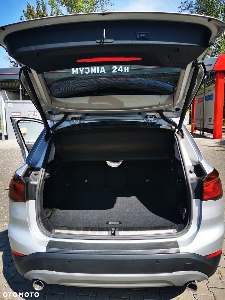 BMW X1 xDrive18d - 8