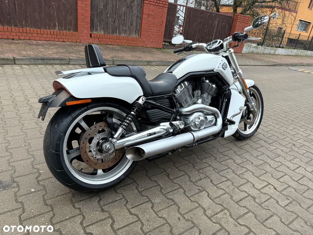 Harley-Davidson V-Rod Muscle - 9