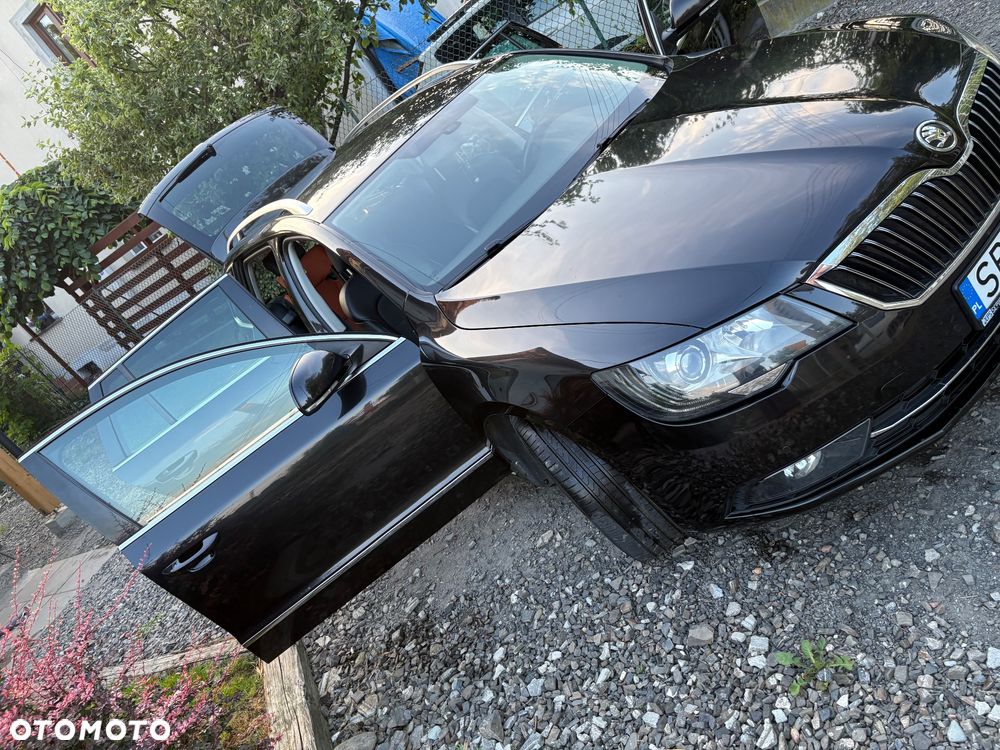 Skoda Superb 2.0 TDI Platinum DSG - 14