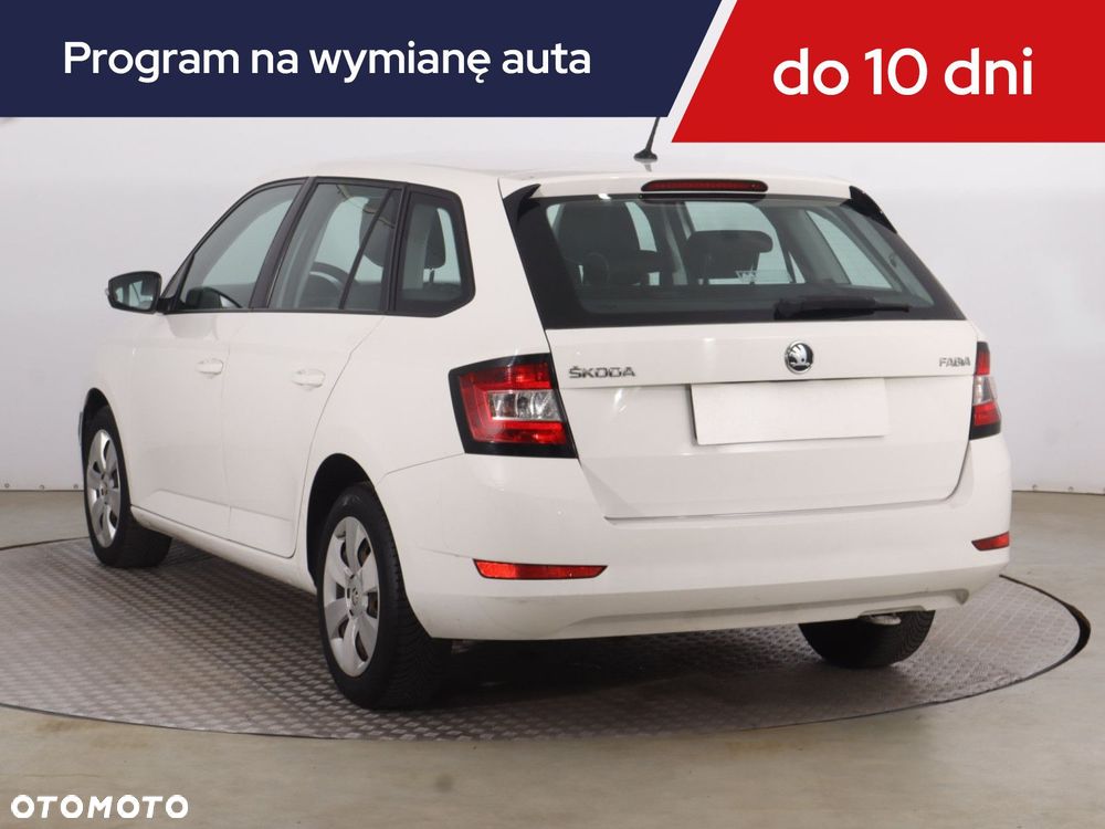 Skoda Fabia - 6