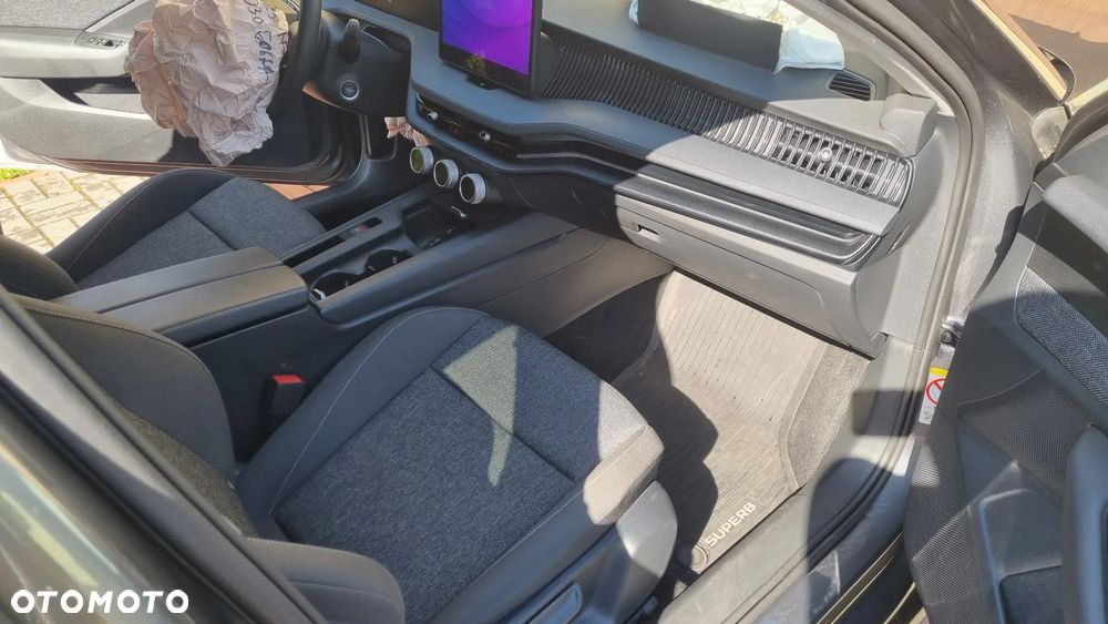 Skoda Superb 1.5 TSI mHEV Essence DSG - 16