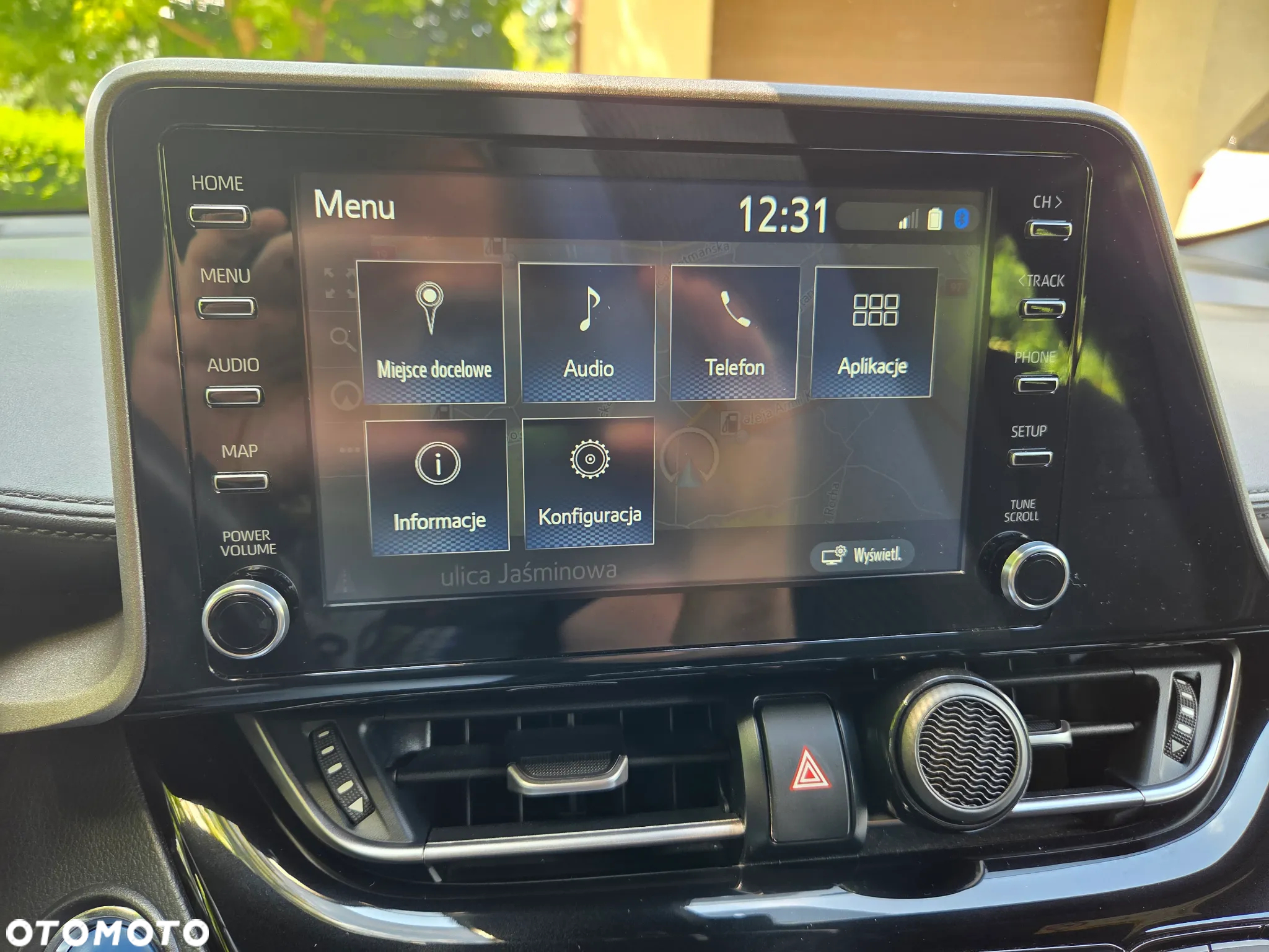 Toyota C-HR 1.8 Hybrid Business - 30