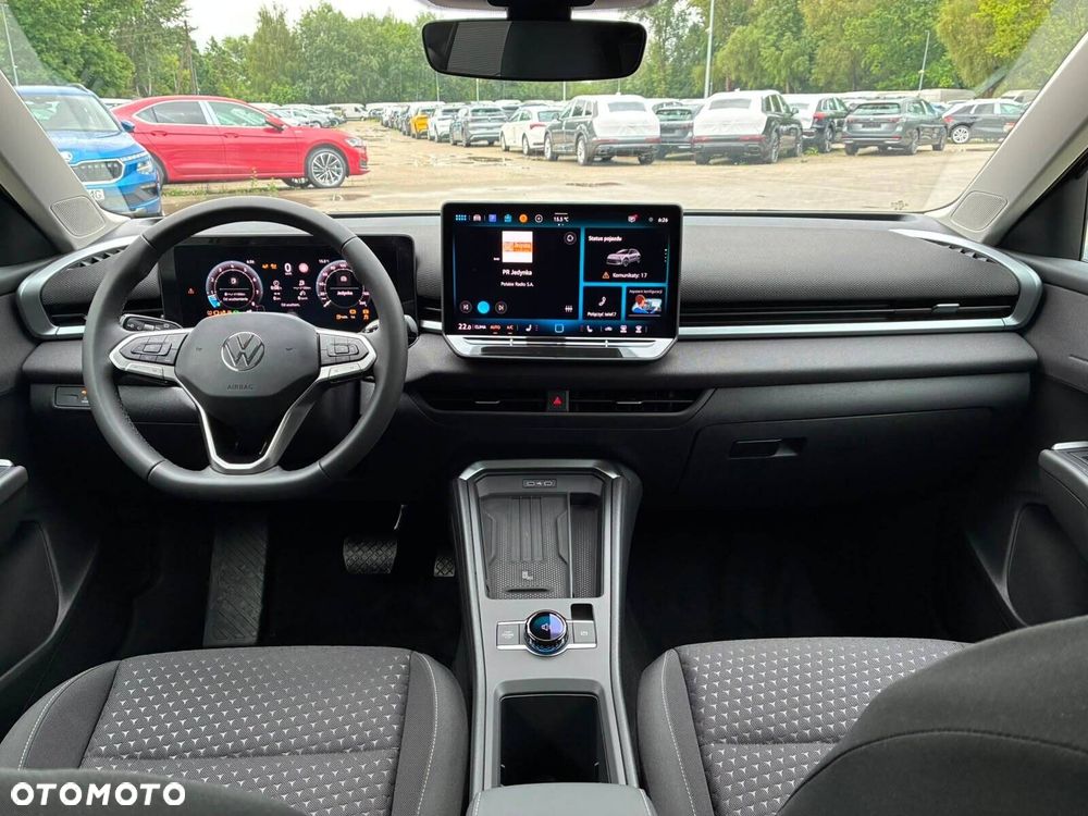 Volkswagen T-Roc - 12
