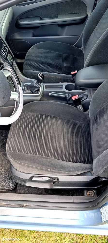 Ford Focus 1.6 Ti-VCT Ghia - 6