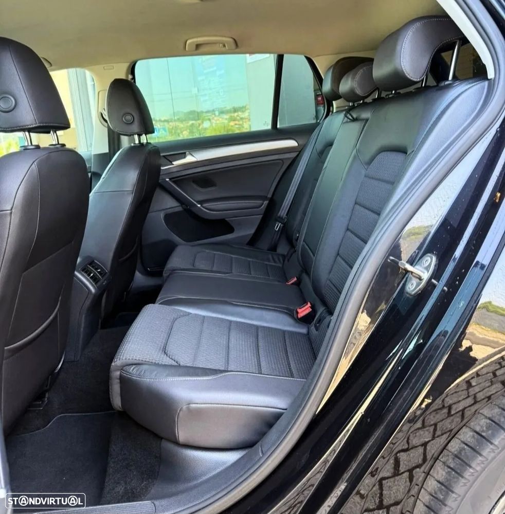 VW Golf 1.6 TDi R-Line - 9