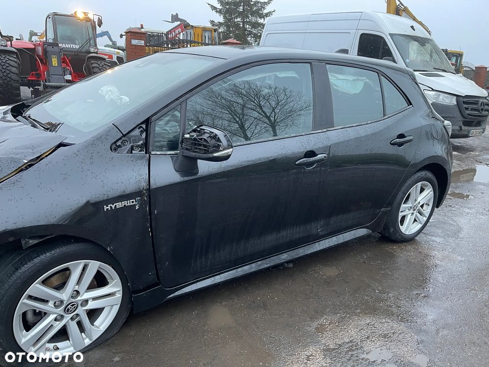 Toyota Corolla 1.8 Hybrid Executive - 28