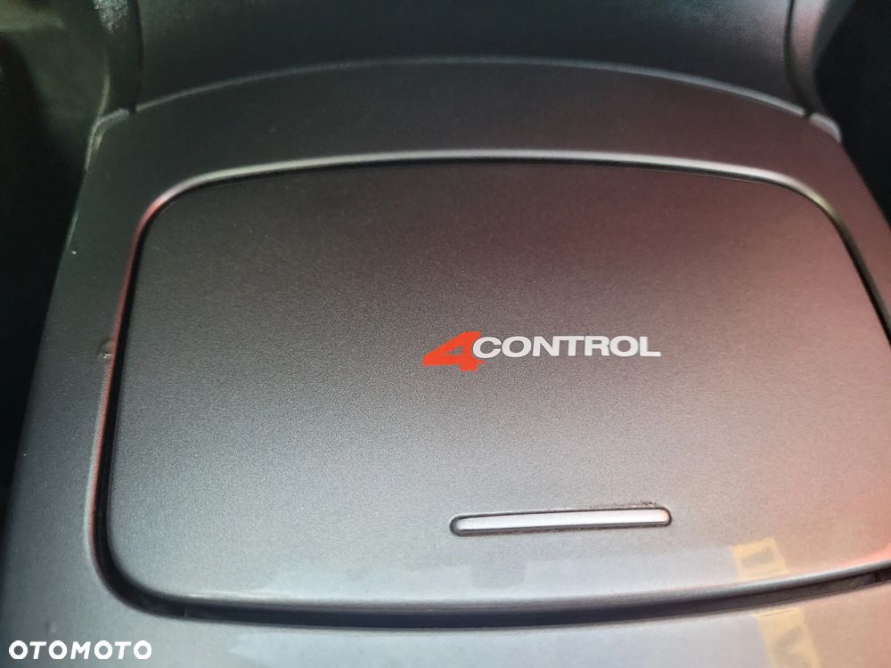 Renault Laguna dCi 150 FAP Start-Stop GT - 30