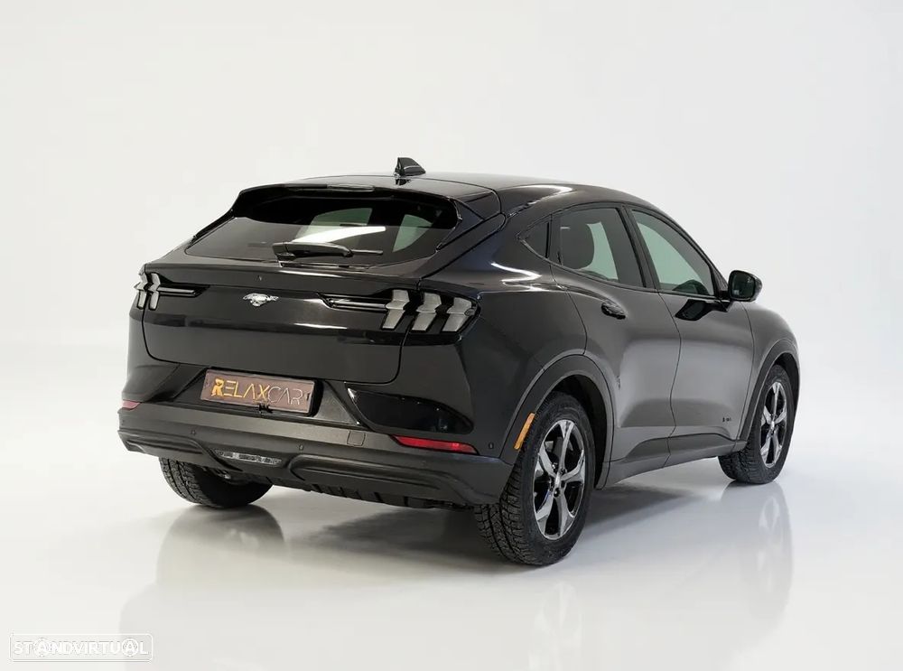 Ford Mustang Mach-E 75.7 kWh Base - 23
