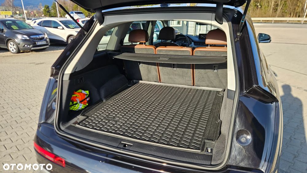 Audi Q7 50 TDI Quattro Tiptronic - 16