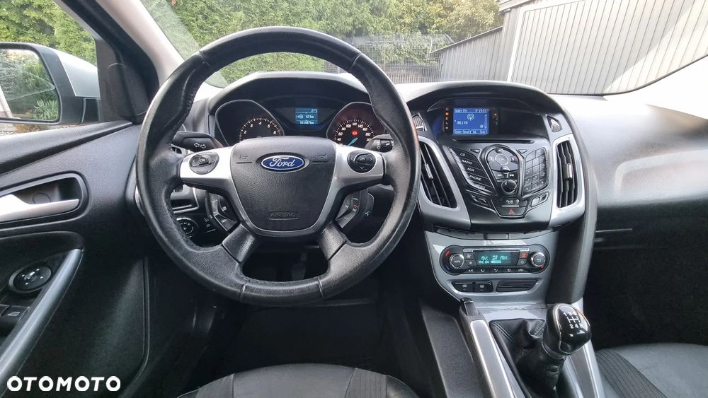 Ford Focus 1.6 Ti-VCT Titanium - 24